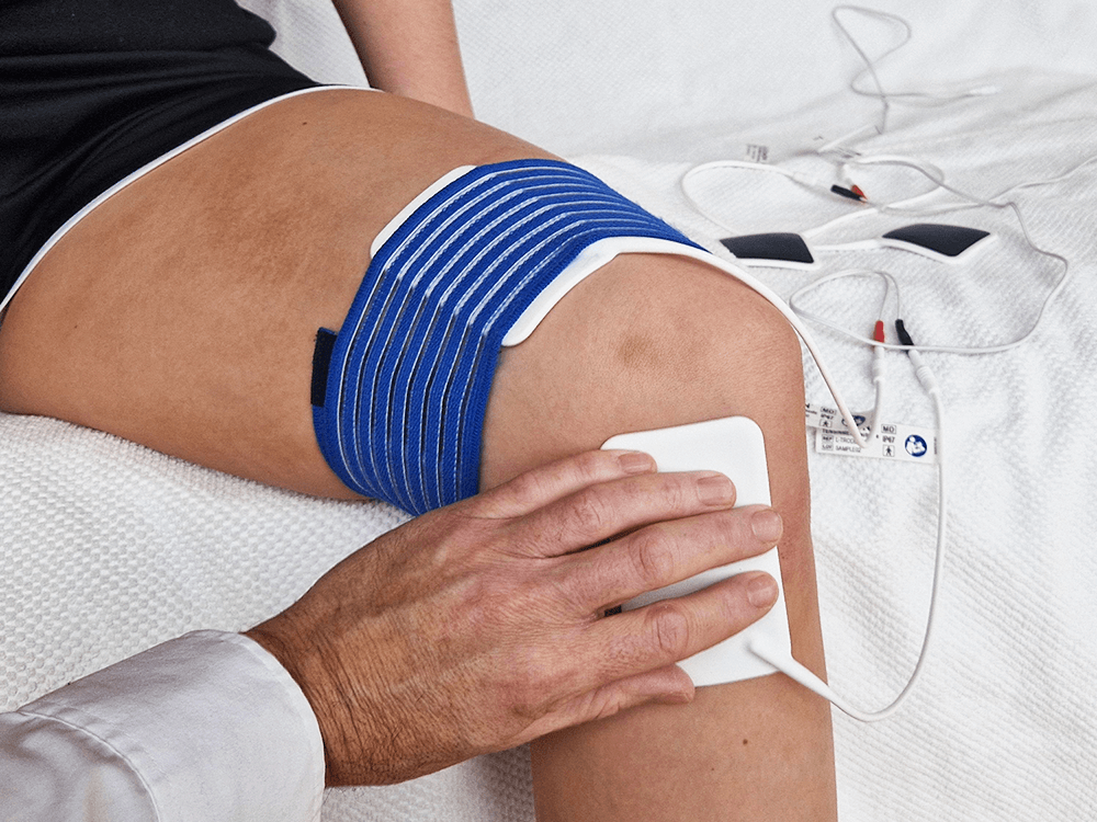 Elevate NMES/TENS electrical stimulation with L-Trode™ Elevate NMES/TENS electrical stimulation with L-Trode™